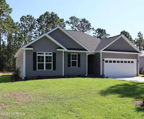 34 N Fayetteville Rd, Southport, NC 28461