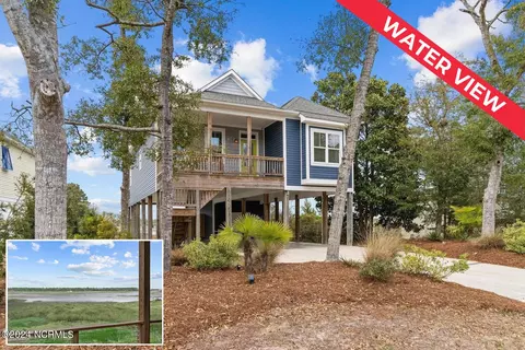 7102 E Yacht Dr, Oak Island, NC 28465