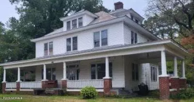 104 N Linden St, Woodland, NC 27897