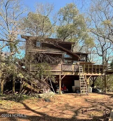 Exterior - 15 Palmetto Ln, Southern Shores, NC 27949 photo 3 of 5