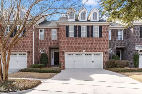 4844 Whitner Dr, Wilmington, NC 28409