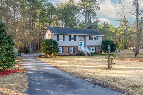 117 Hill St, Hamlet, NC 28345