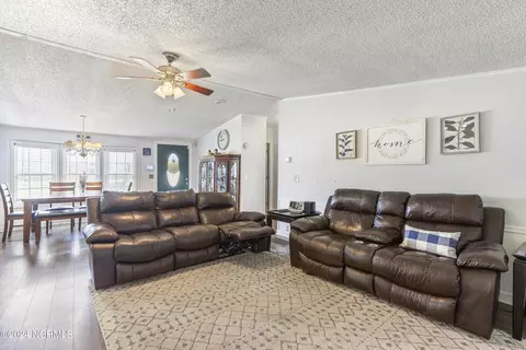 2395 Cayton Rd, Chocowinity, NC 27817 photo 10