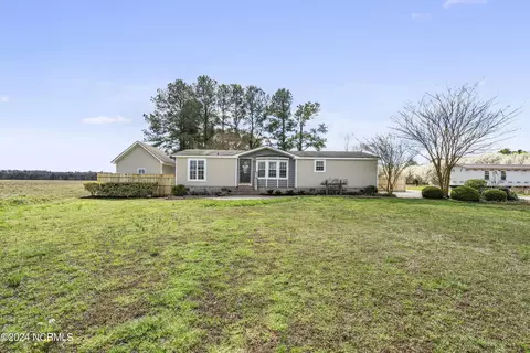 2395 Cayton Rd, Chocowinity, NC 27817 photo 3