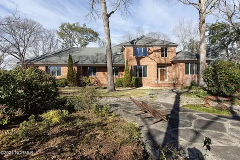 809 Shell Point Pl, Wilmington, NC 28405