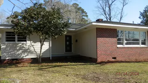 303 E 5th Ave, Chadbourn, NC 28431