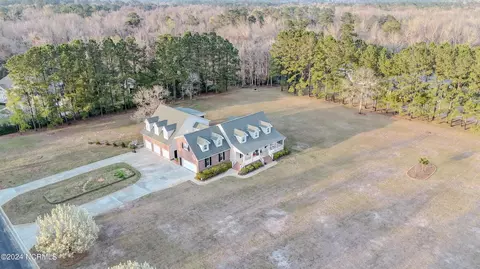 229 Mare Pond Pl, Hampstead, NC 28443 photo 4