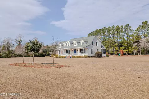 229 Mare Pond Pl, Hampstead, NC 28443 photo 9