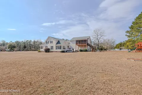 229 Mare Pond Pl, Hampstead, NC 28443 photo 7