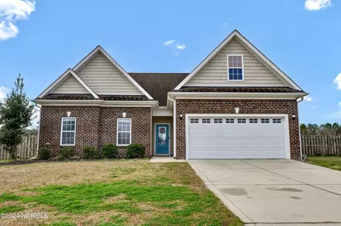 349 Old Dam Rd, Jacksonville, NC 28540