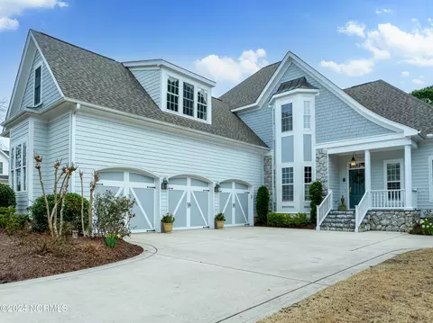2694 Four Oak Rd, Southport, NC 28461