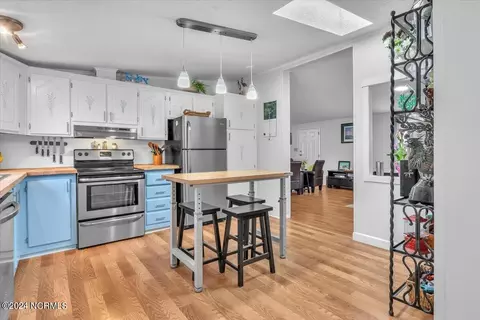 405 Quartermaster Ct, Hampstead, NC 28443 photo 18