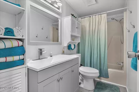 405 Quartermaster Ct, Hampstead, NC 28443 photo 32