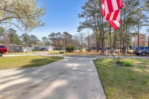 405 Quartermaster Ct, Hampstead, NC 28443 photo 40