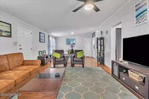 405 Quartermaster Ct, Hampstead, NC 28443 photo 10