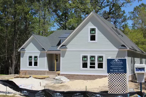 727 Cedarhurst Dr SE, Bolivia, NC 28422