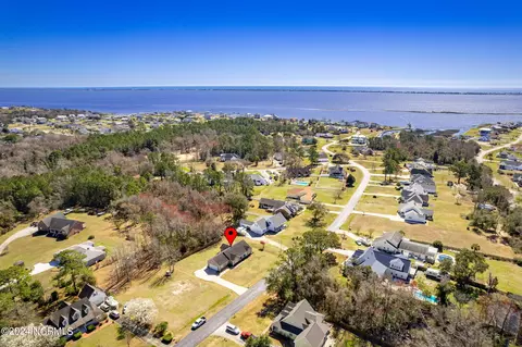 215 Yacht Club Dr #& BOAT  53, Newport, NC 28570