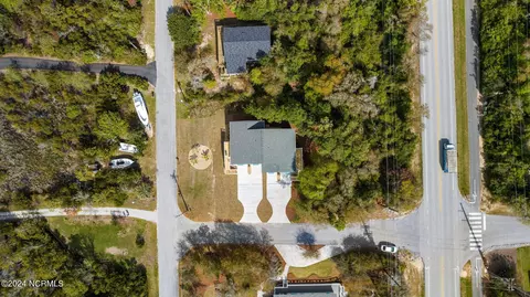 7123 Canal Dr N, Emerald Isle, NC 28594 photo 7
