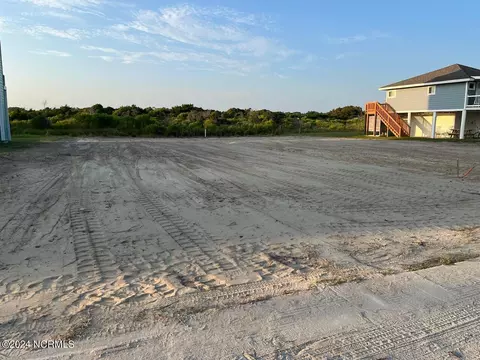 261 Ocean Blvd E, Holden Beach, NC 28462