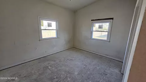 107 Pleasant Pt, Grandy, NC 27939 photo 10
