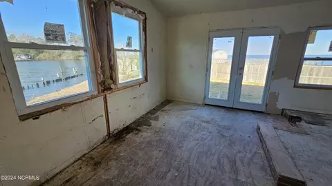 107 Pleasant Pt, Grandy, NC 27939 photo 7