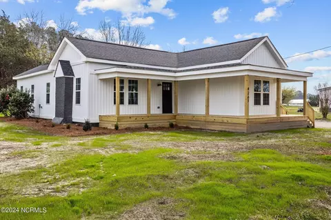 4261 Norris Store Rd, Ayden, NC 28513