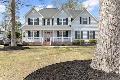 651 Par Dr, Jacksonville, NC 28540