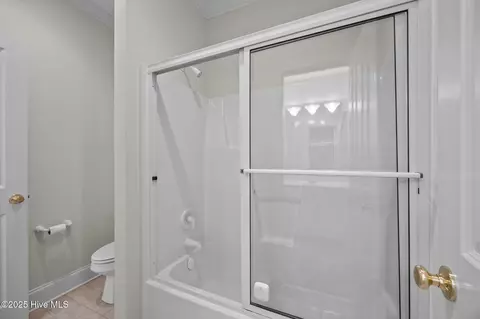 Bath - 207 Pamlico Ln, Chocowinity, NC 27817 photo 14 of 16