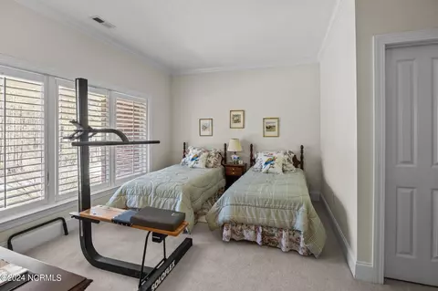 Bedroom - 207 Pamlico Ln, Chocowinity, NC 27817 photo 6 of 14