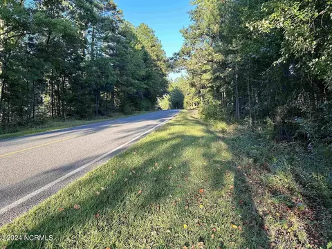 545 Holly Grove School Rd, West End, NC 27376