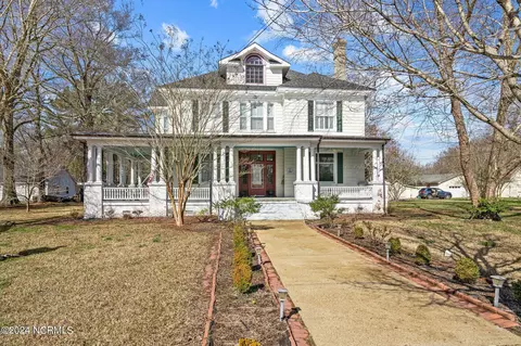 1308 Church St, Scotland Neck, NC 27874