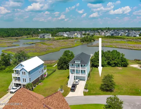 111 Greenhill Pl, Newport, NC 28570