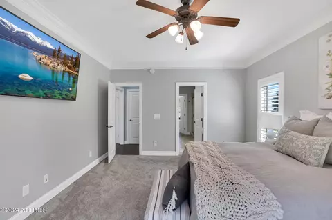 Bedroom - 321 E Island View Dr, Hampstead, NC 28443 photo 5 of 12