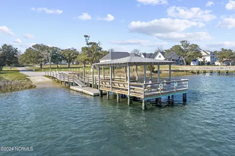 Other - 321 E Island View Dr, Hampstead, NC 28443 photo 31 of 32