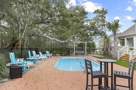 Exterior - 321 E Island View Dr, Hampstead, NC 28443 photo 17 of 30