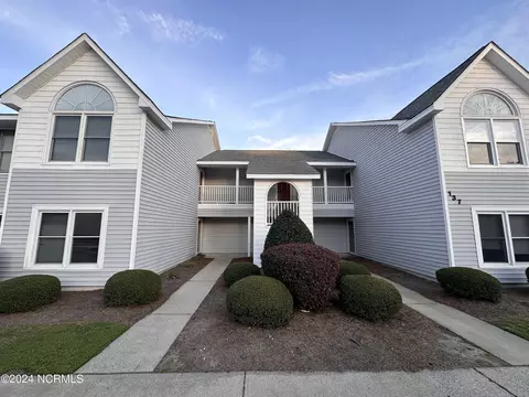 137 W Victoria Ct #A, Greenville, NC 27834