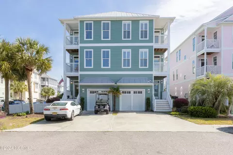1530 Island Marina Dr, Carolina Beach, NC 28428