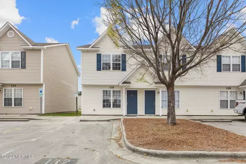 132 Cornerstone Pl, Jacksonville, NC 28546