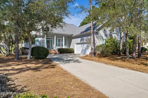 2707 Moss Creek Ct, Southport, NC 28461