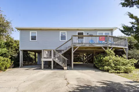 102 Beach View Rd, Emerald Isle, NC 28594