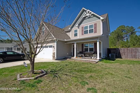 202 Tucson Ct, Jacksonville, NC 28540