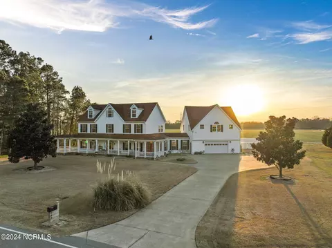 282 Grandy Rd, Grandy, NC 27939