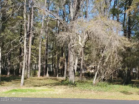 9046 Ocean Harbour Golf Club Rd SW, Calabash, NC 28467
