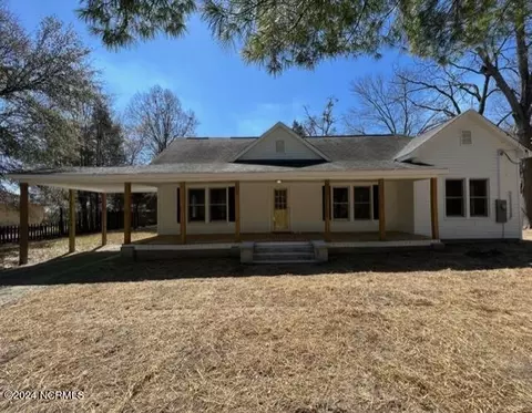 192 E Church St, Ellerbe, NC 28338