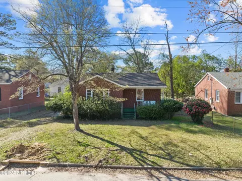 507 Jackson Ln, Kinston, NC 28501