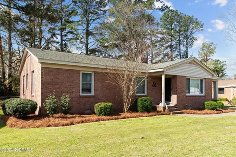 3002 Maryland Dr, Greenville, NC 27858