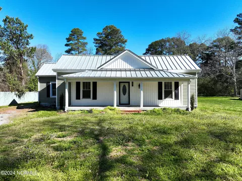 203 E South St, Fremont, NC 27830