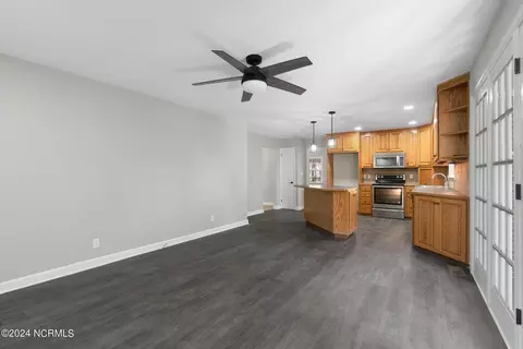 103 Wallace St, Hamlet, NC 28345 photo 11