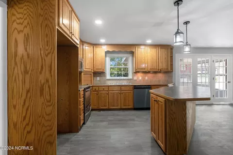 103 Wallace St, Hamlet, NC 28345 photo 7