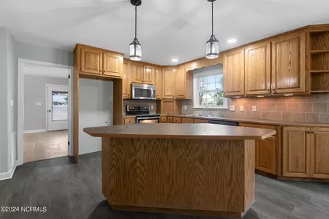 103 Wallace St, Hamlet, NC 28345 photo 9